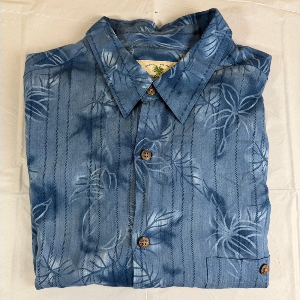 Tropical Blue Floral Men's Shirt‎